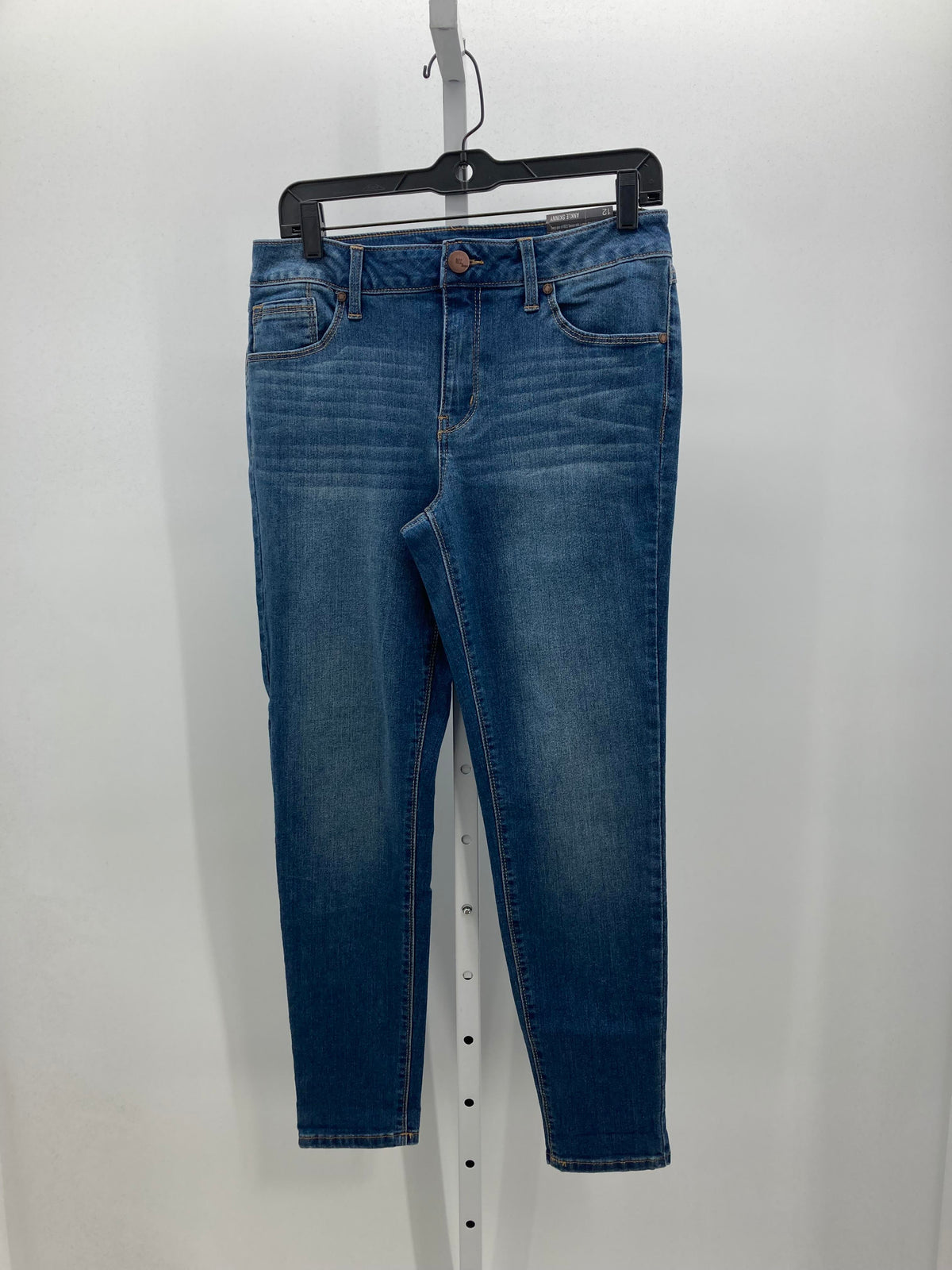 1822 Size 12 Misses Jeans