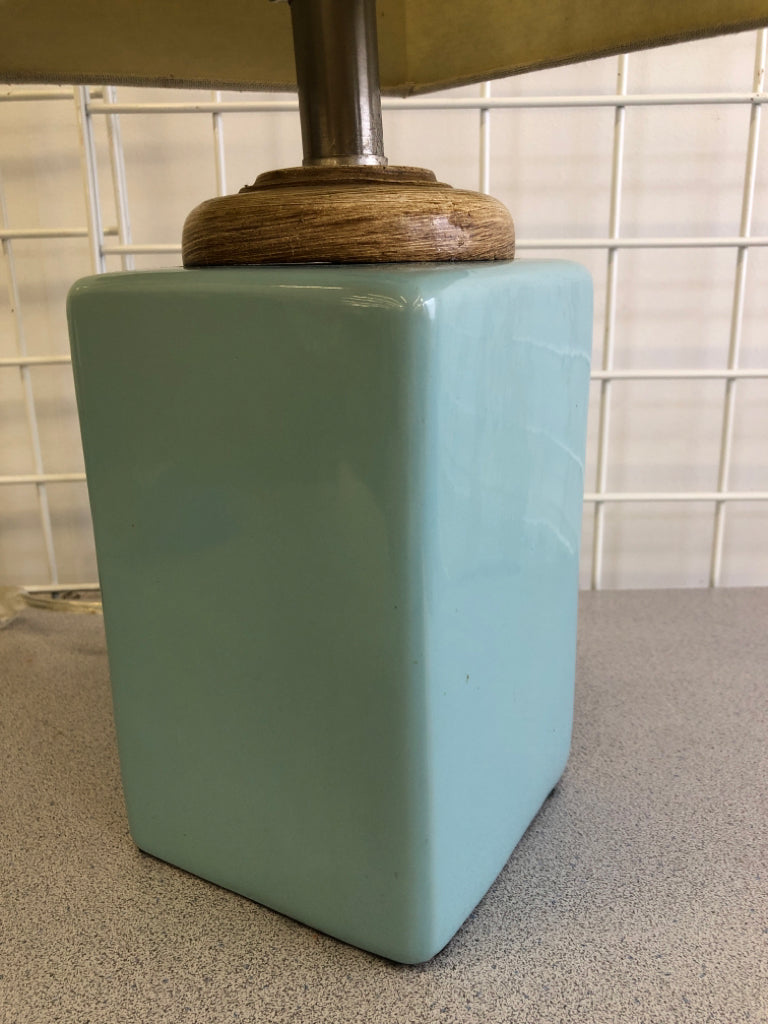 AQUA CERAMIC SQUARE BASE W/ CREAM SHADE.