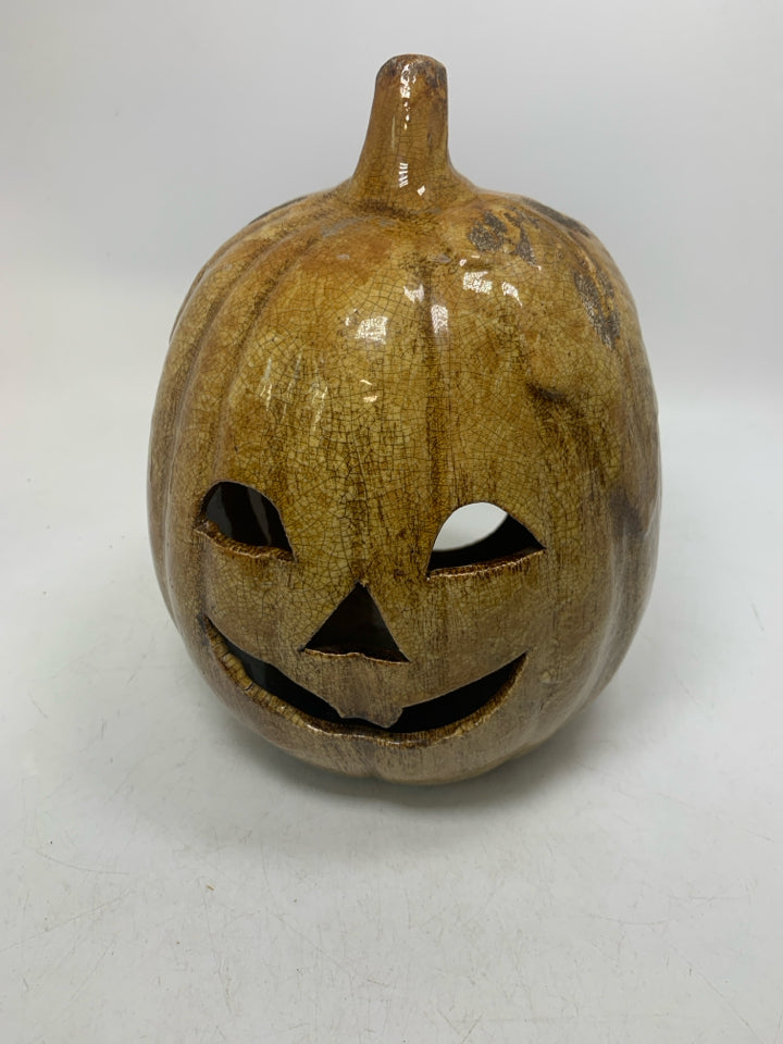 RUSTIC CERAMIC HOLLOW JACKO LANTERN CANDLE HOLDER.