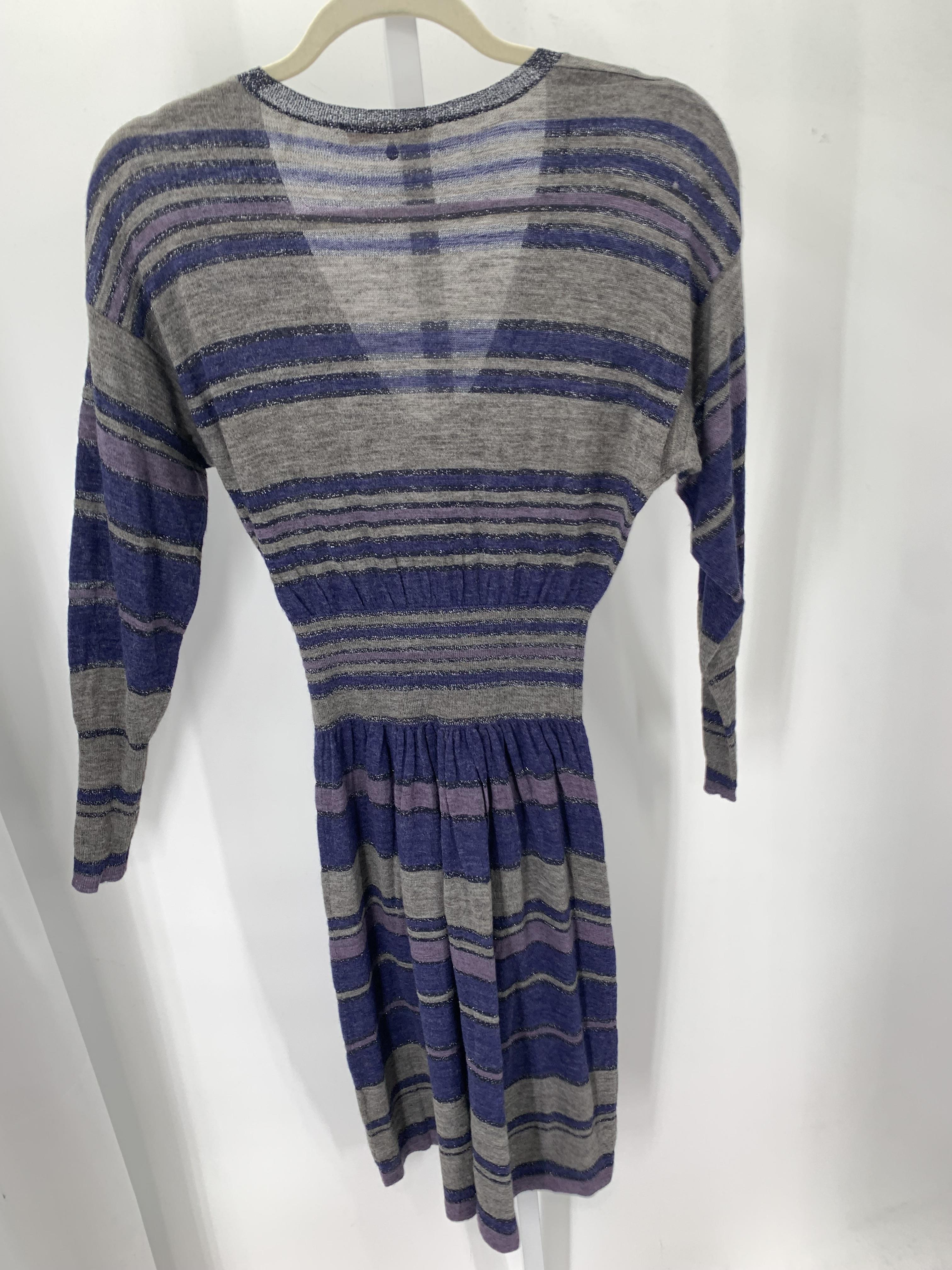 Size Medium Misses Long Sleeve Dress