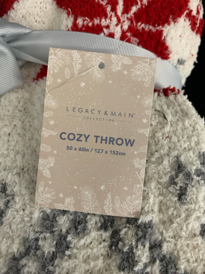 NIP WHITE W/ RED SNOWFLAKES THROW BLANKET.