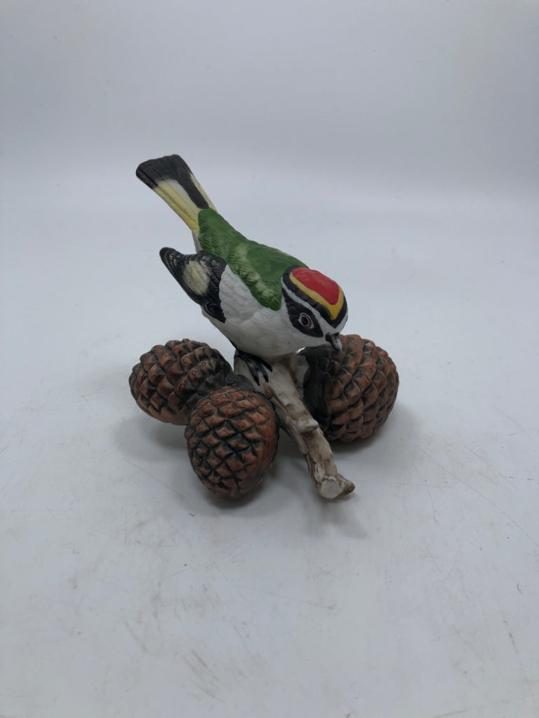 KINGLET BIRD FIGURINE.