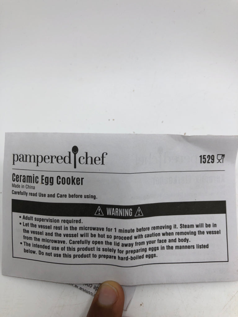 PAMPERED CHEF CERAMIC EGG COOKER.