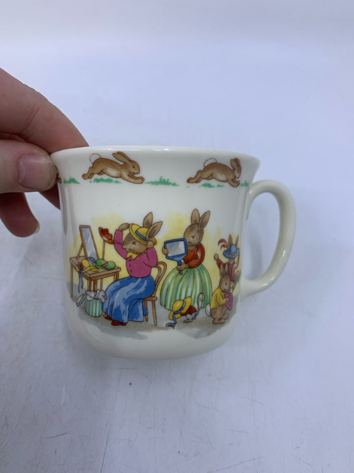 BUNNYKINS GIRL BUNNY'S FIXING HATS/HAIR MUG.