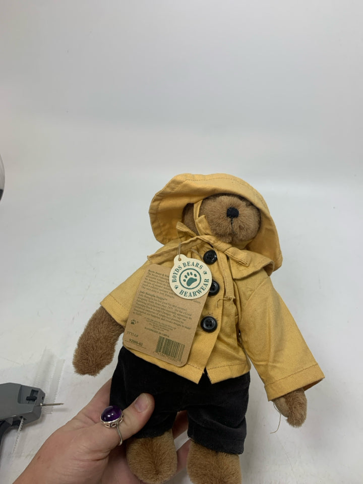 BROWN BOYDS BEAR IN YELLOW COAT/HAT.