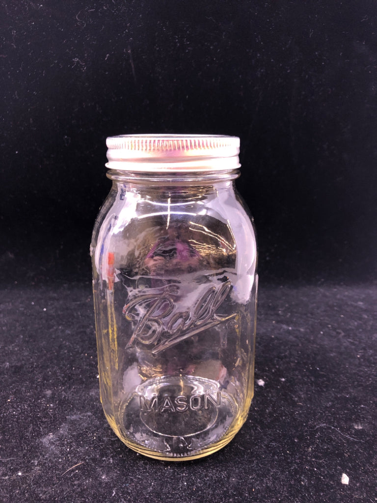 LARGE BALL GLASS MASON JAR W/LID.