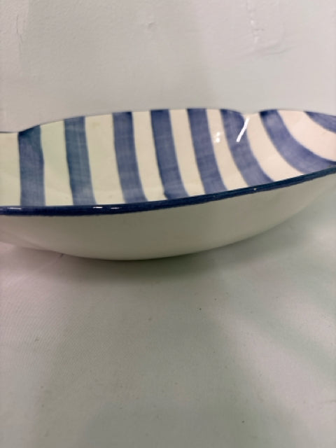 LARGE STRIPE FRUIT SERVING BOWL.