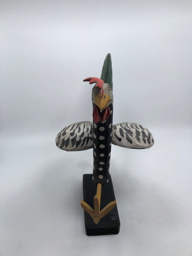 WOODEN ROOSTER RUNNING.