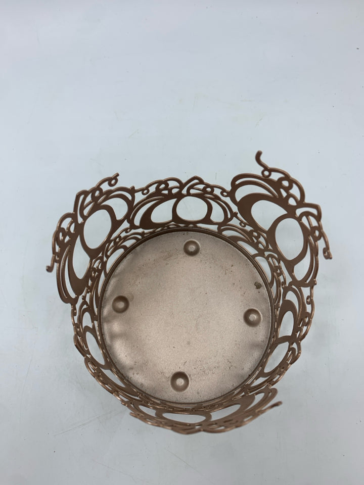 PINK METAL PUMPKIN CANDLE SLEEVE.