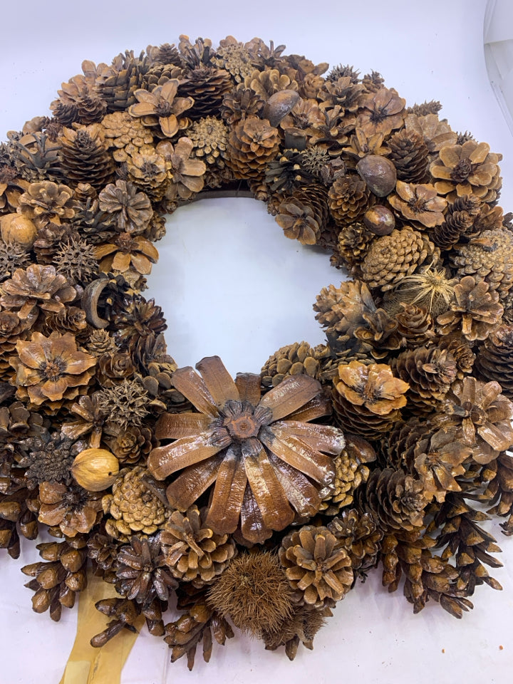 LARGE PINECONE WREATH.