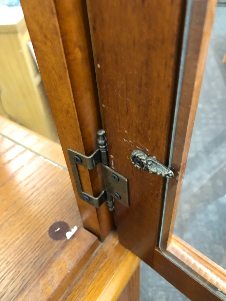 CURIO CABINET W/LIGHTS & GLASS SHELVES.