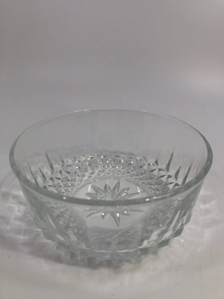 STARBURST CUT GLASS BOWL.