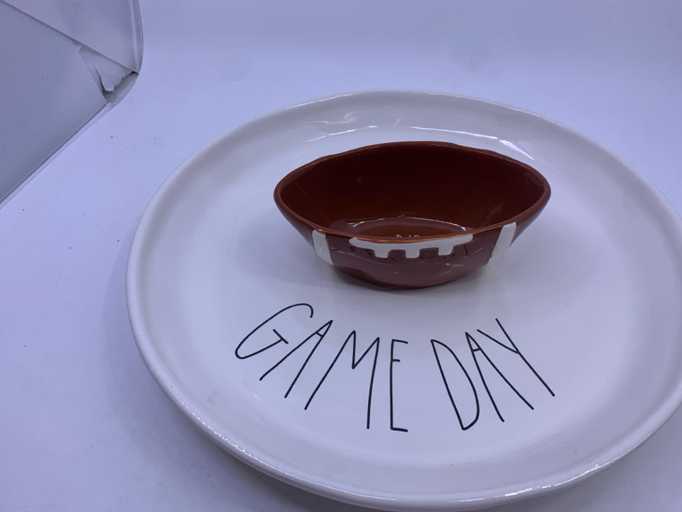 CIRCLE SERVER GAME DAY CHIP/DIP.