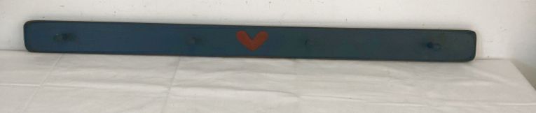 PRIMITIVE BLUE PEG HOOKS W/ HEART WALL HANGING.