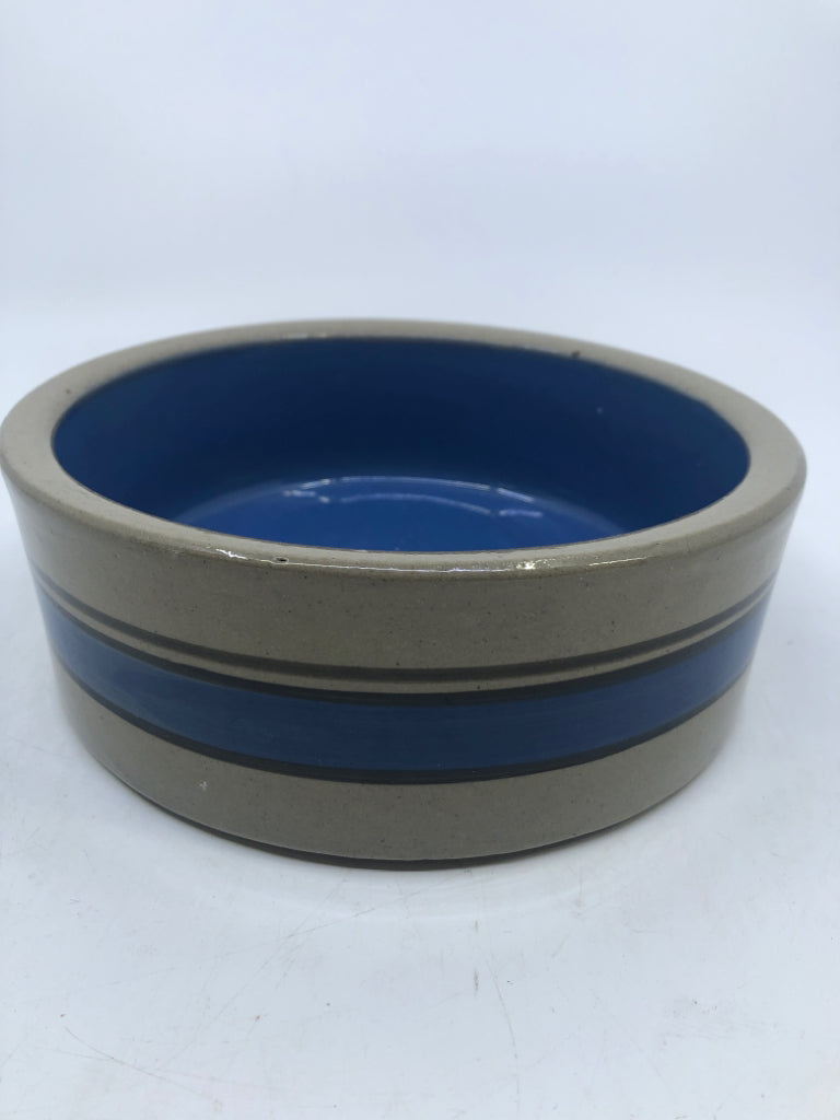 HEAVY BLUE AND GREY STRIPED WATER BOWL.