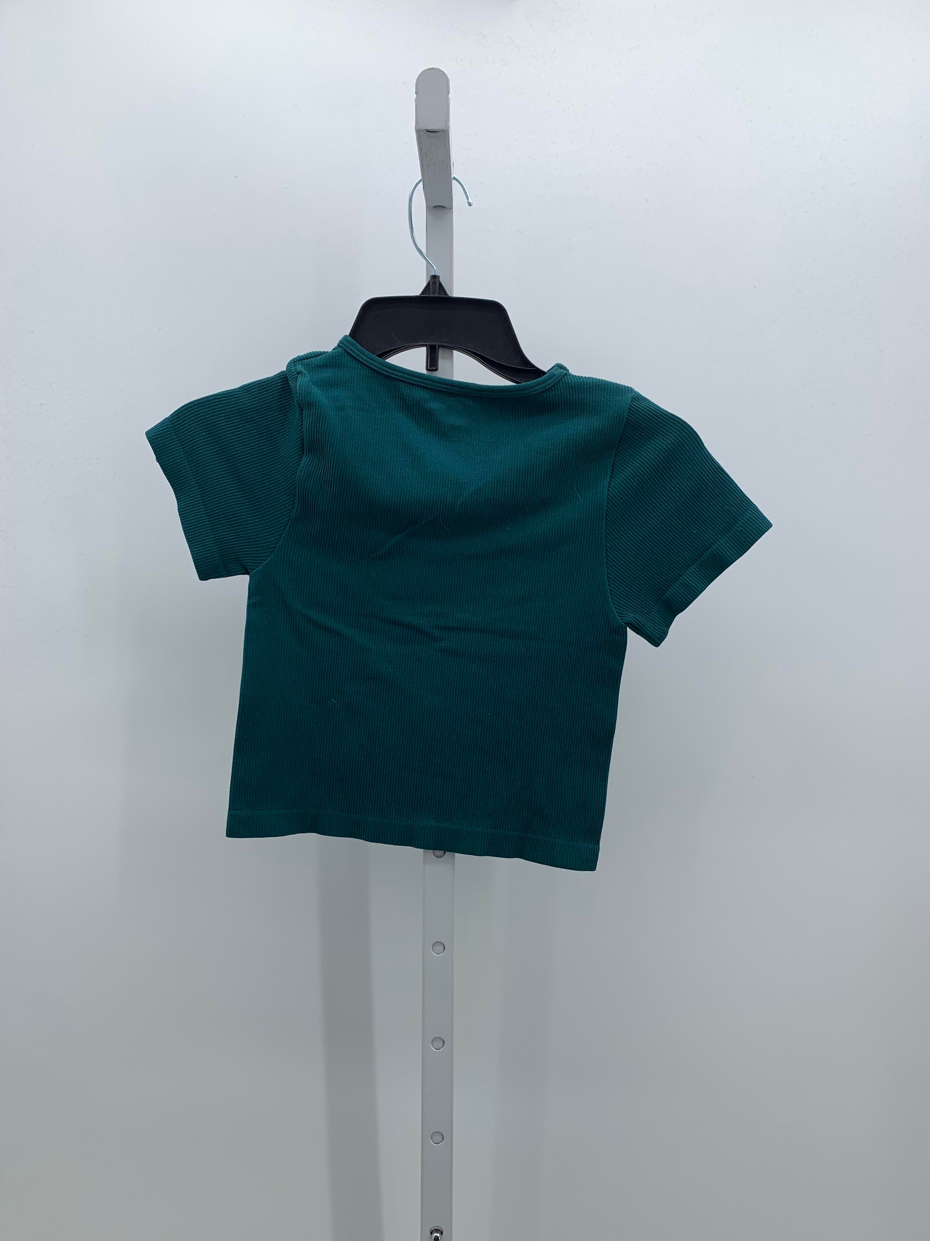 Size Small Juniors Short Sleeve Shirt