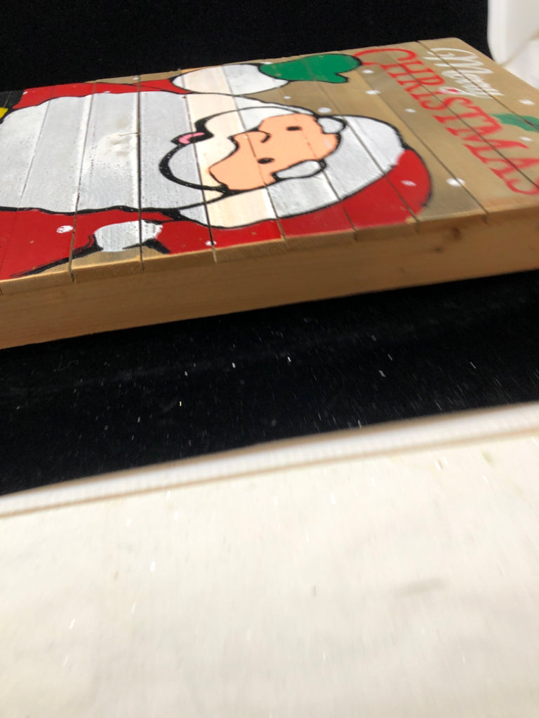 SANTA PAINTED WOODEN SIGN.