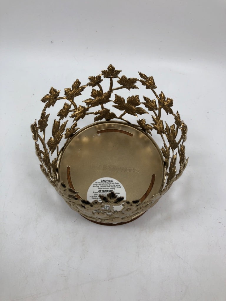 METAL LEAF BATH & BODY WORKS WOOD BASE CANDLE HOLDER.