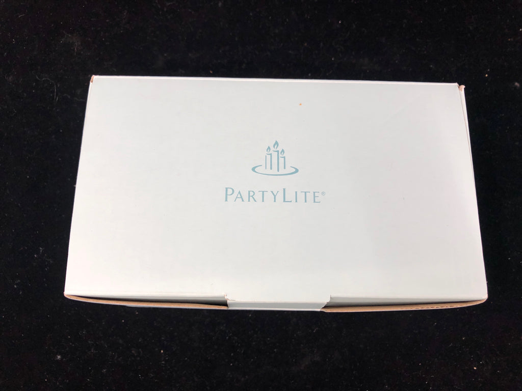 NIB PARTYLITE 2 SQUARE VOTIVE HOLDERS.