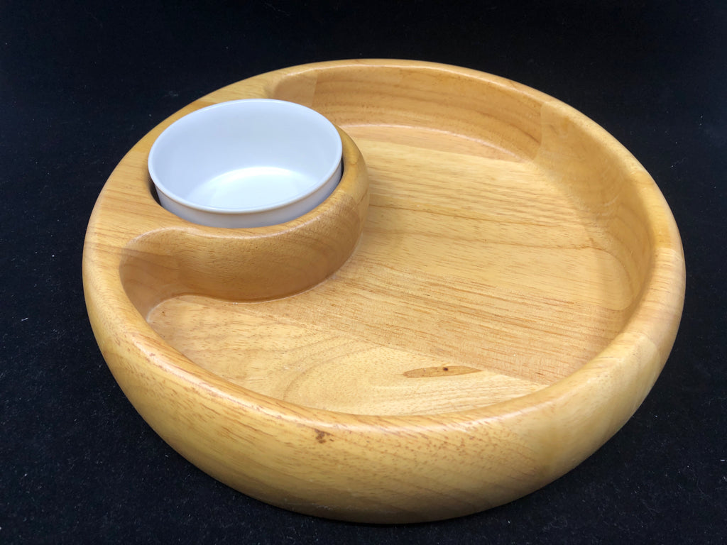 WOOD CHIP AND DIP BOWL W WHITE BOWL.