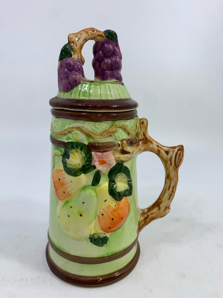 CERAMIC DECORATIVE BEER STEIN.