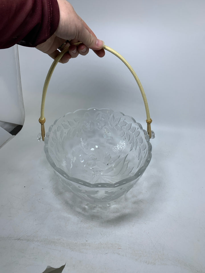 EMBOSSED POINSETTIA OVAL GLASS BASKET W/ WOOD HANDLE.