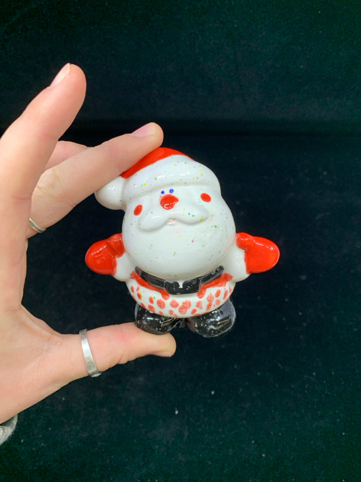 CERAMIC GLAZED SHORT SANTA.