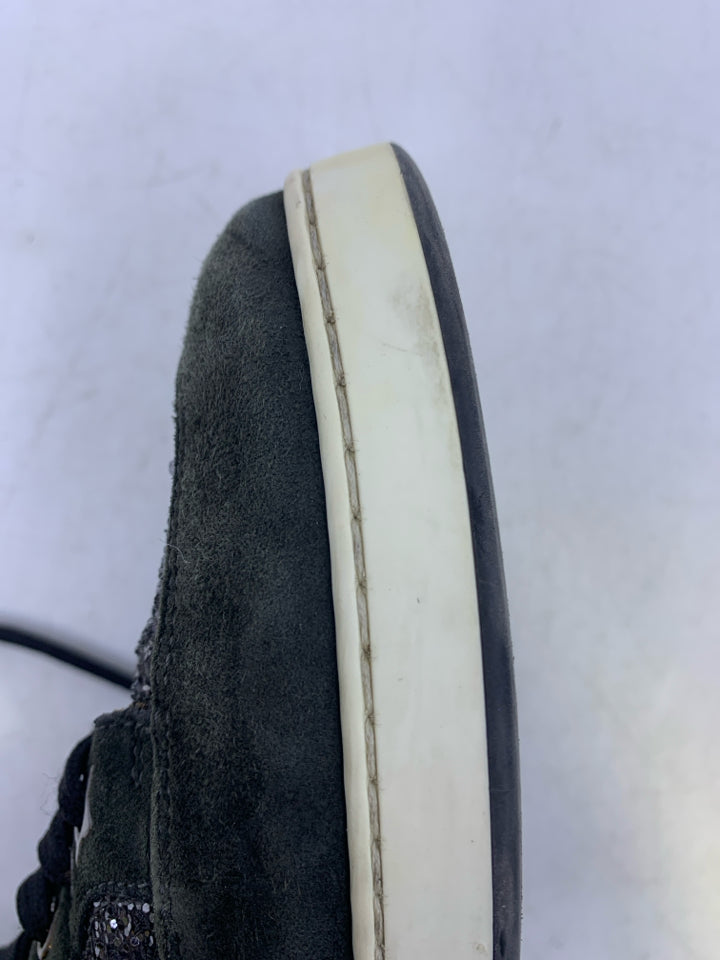 L Shoe Size 10-11 Ladies Shoes