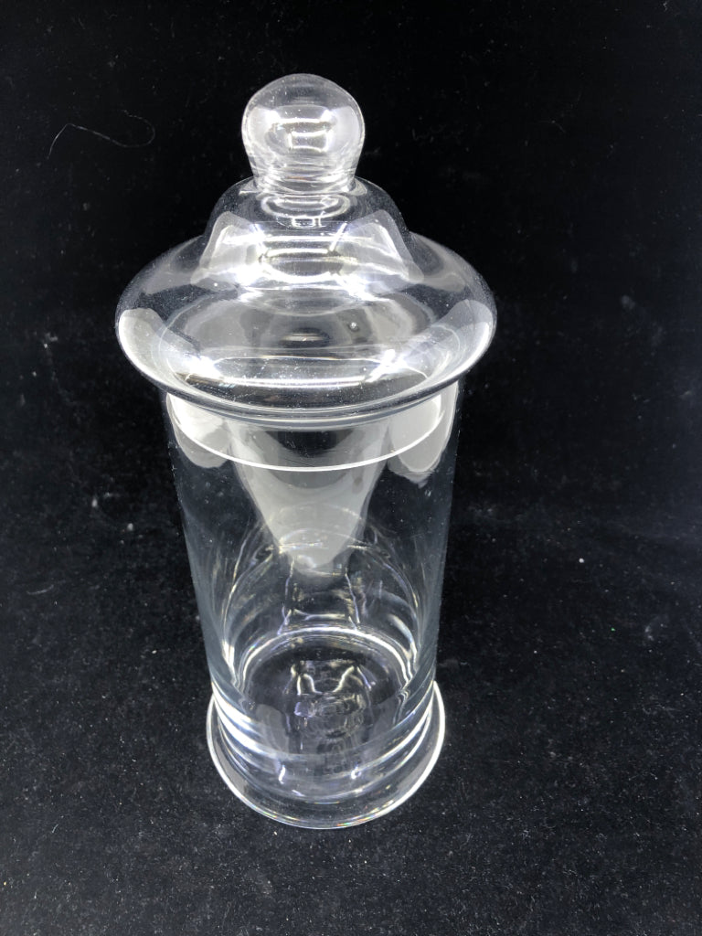 COVERED GLASS APOTHECARY JAR.