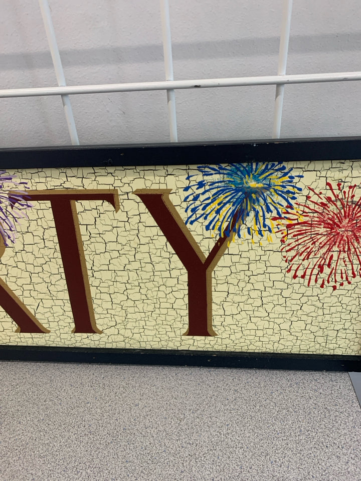 LIBERTY FIREWORK CRACKLE DESIGN FRAMED WALL-ART.