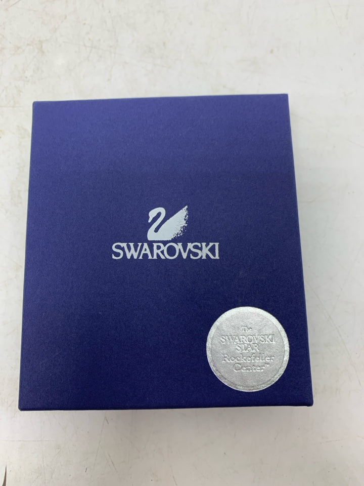 Swarovski Star 2004 Rockefeller Center Christmas Tree Pin- New