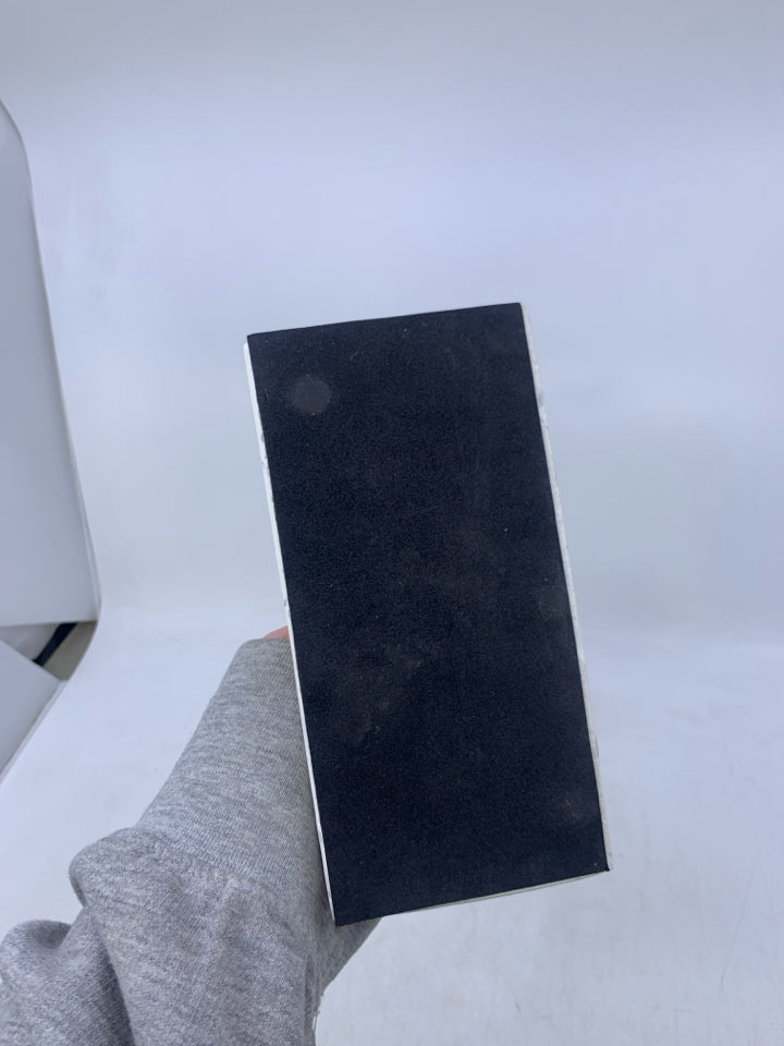 WHITE BASE W/ GOLD METAL JEWELRY STAND.