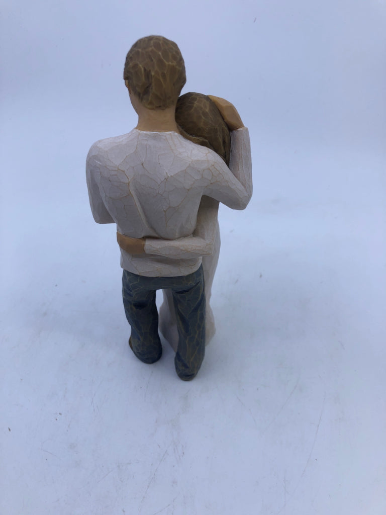 WILLOW TREE "HOME" MAN AND WOMAN HUGGING.