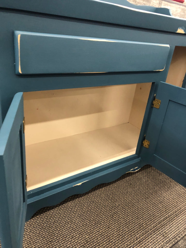 TEAL DISTRESSED 3 CABINET DRY SINK.