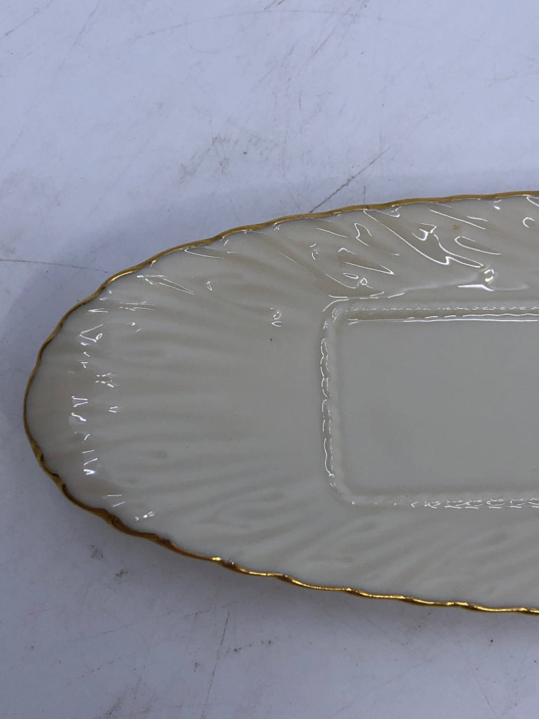 LENOX SMALL OVAL TRAY W/GOLD RIM.