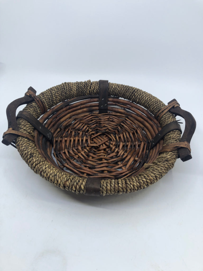 THICK WOVEN BASKET W WOOD HANDLES.