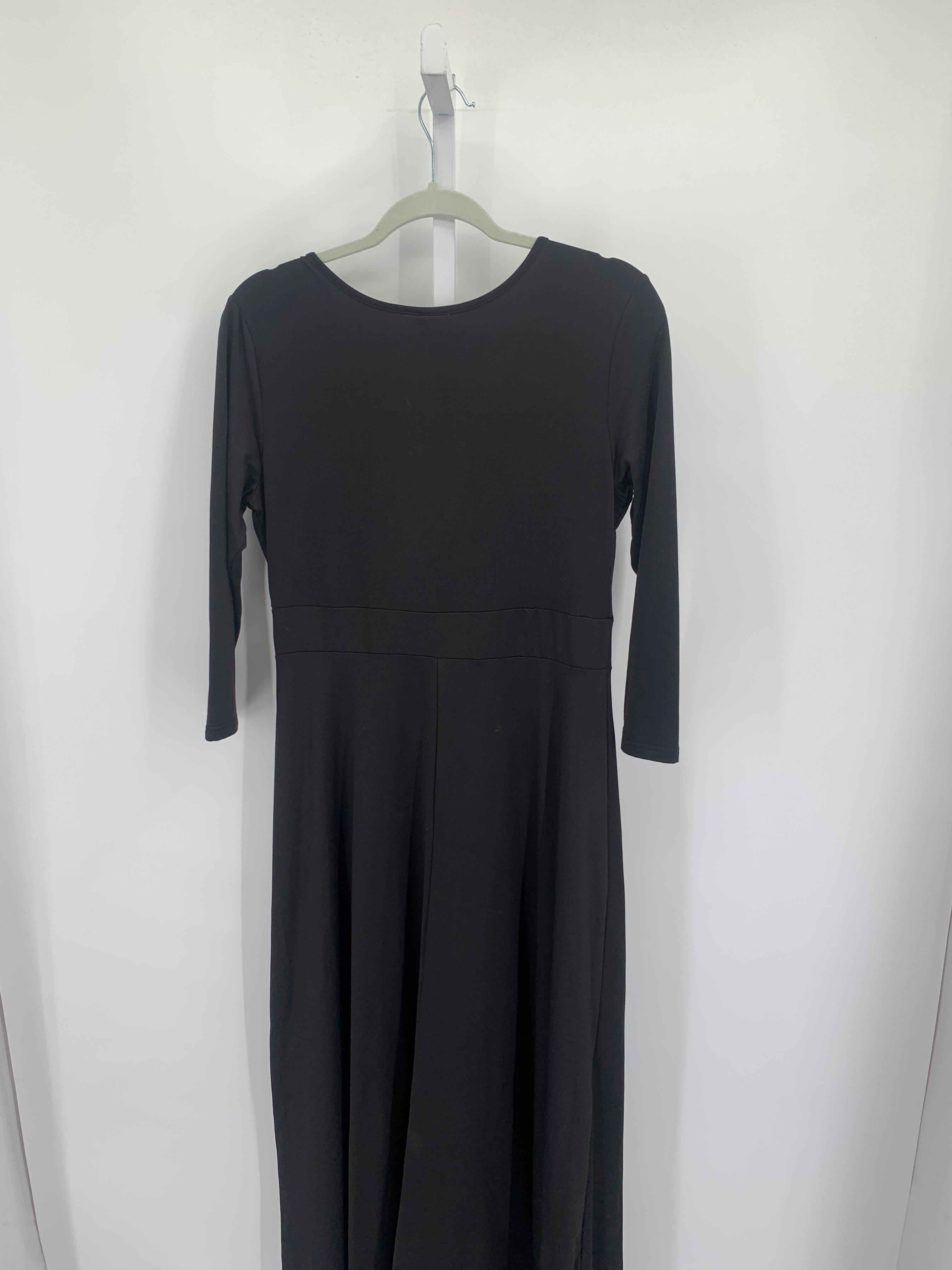 Size Large Misses 3/4 Sleeve Dress