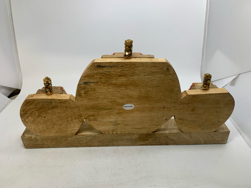 3 PINK SEQUENCE WOOD PUMPKINS.