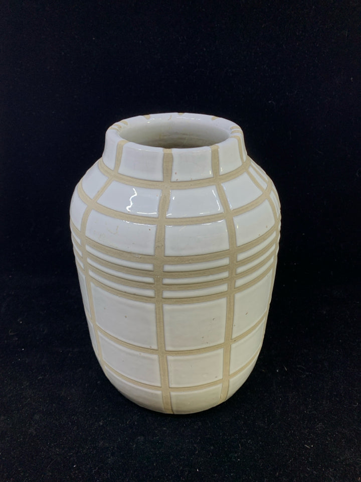 WHITE TAN STRIPED CERAMIC VASE.