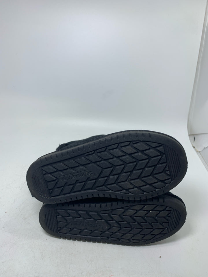 Koolaburra by UGG Andrah Youth Short Boots *Signs Of Wear/Soles
