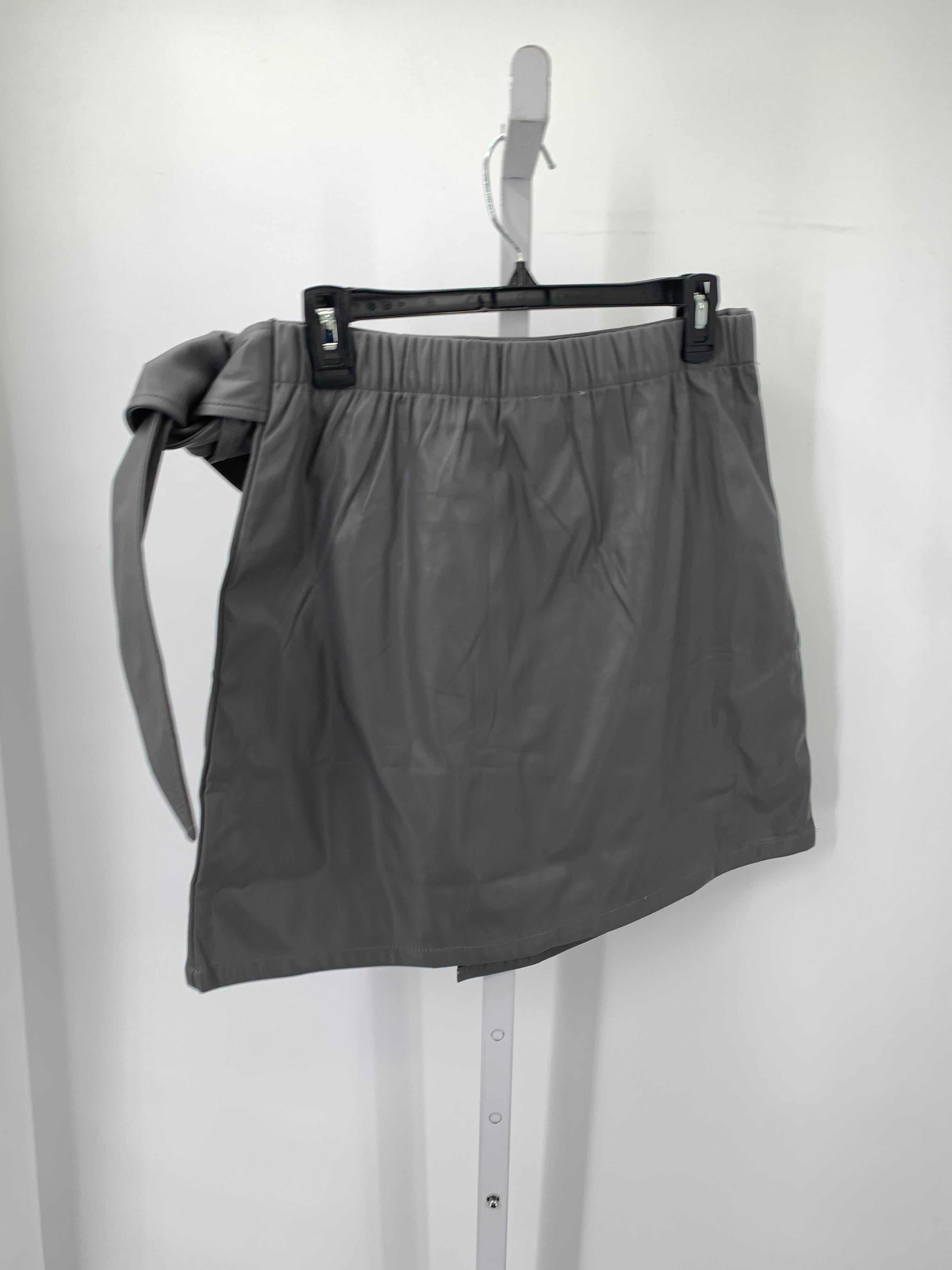 Size Large Misses Skirt