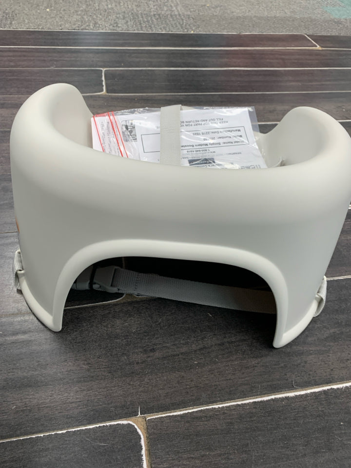 Infantino Simply Modern Booster Seat - Beige