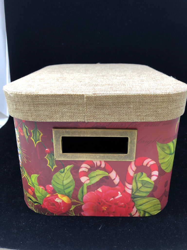 CARDINAL PRINT BOX W/BURLAP LID.