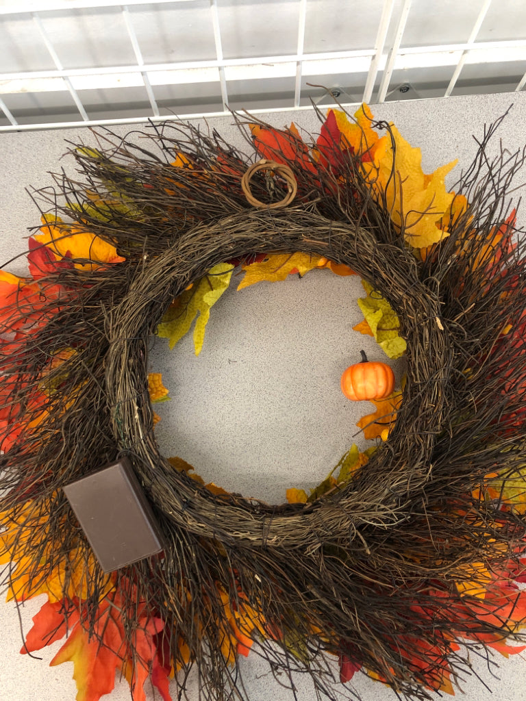 FAUX MAPLE LEAF AND PUMPKINS WREATH W/LIGHTS.
