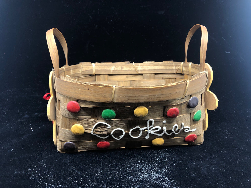 COOKIES RECTANGLE BASKET.