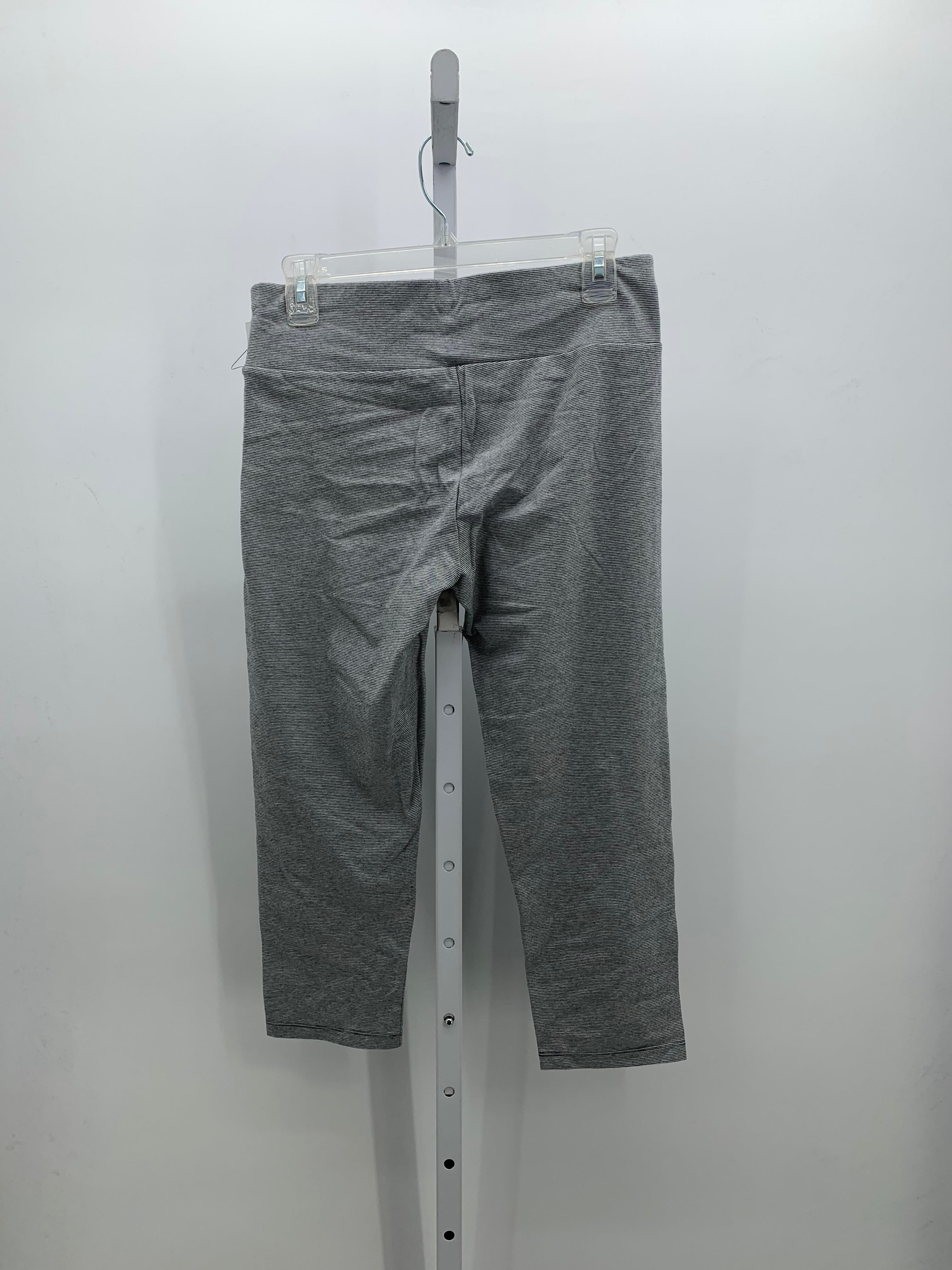 Calvin Klein Size Large Misses Capri Pants