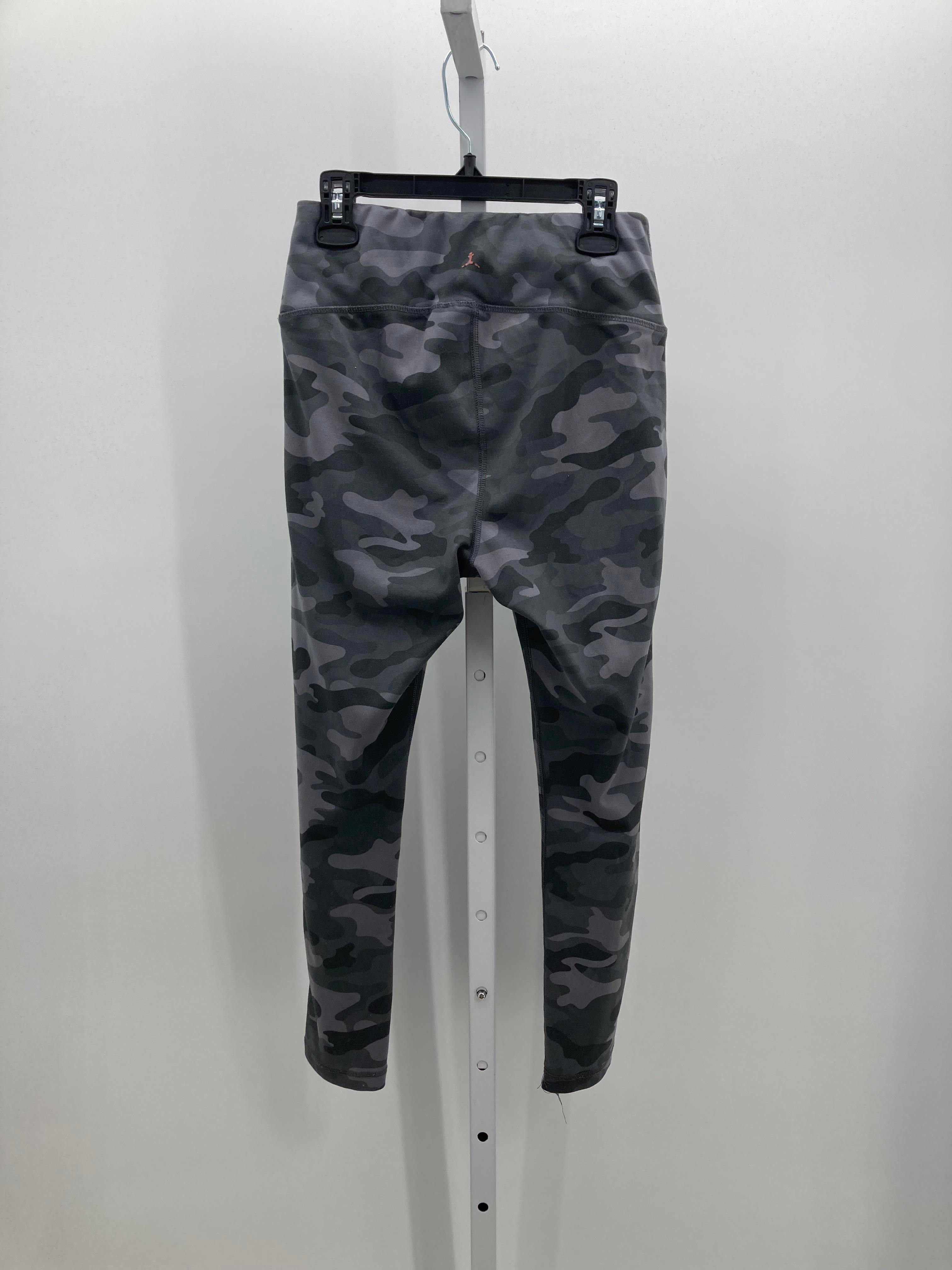 Danskin Size Small Misses Leggings