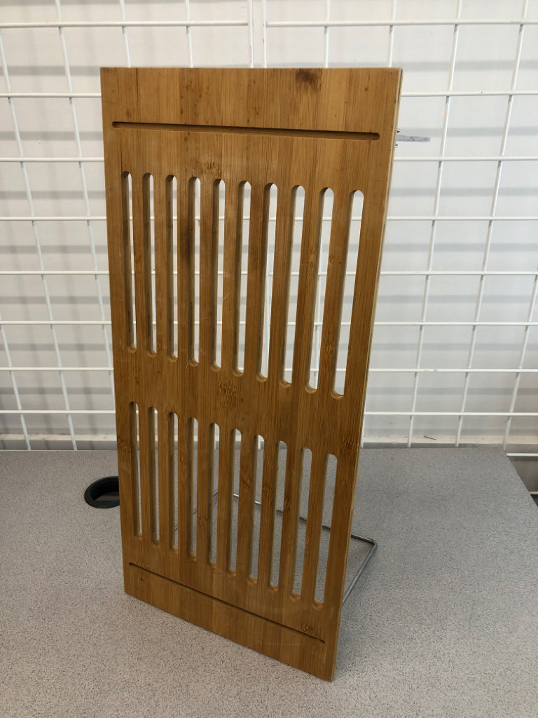FOLDING BAMBOO TRAY.