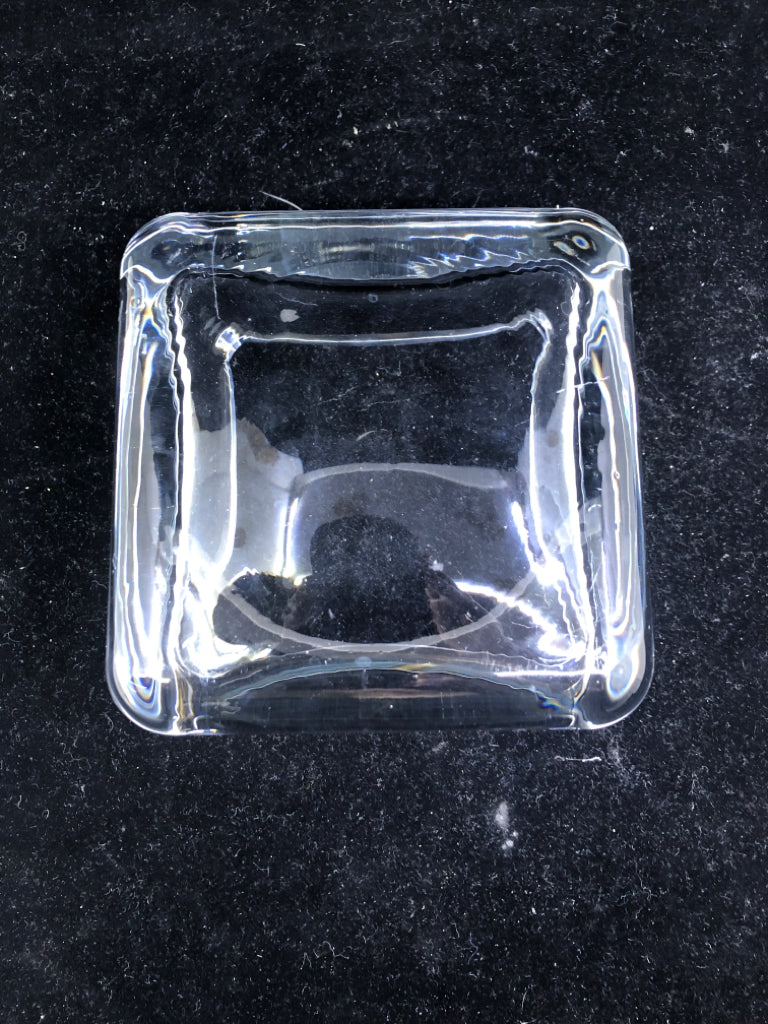 HEAVY SQUARE THICK GLASS CANDY DISH.