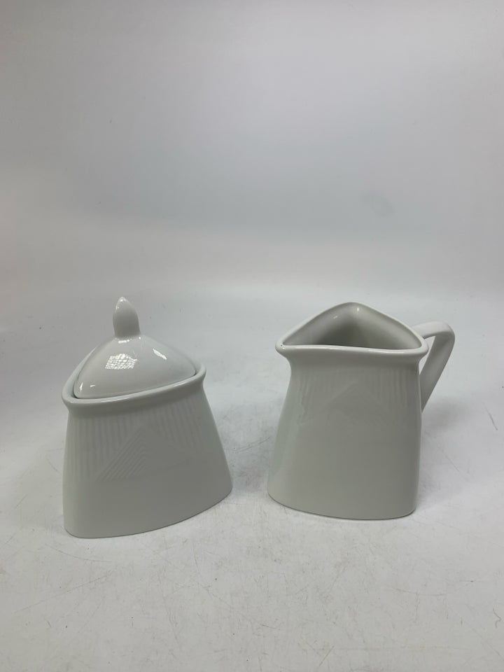 TRIANGLE SHAPED  SUGAR/CREAMER SET.